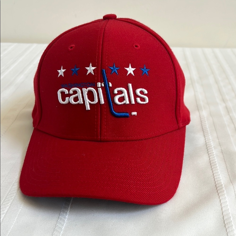 NHL Washington Capitals Winter Classic 2011 Size M-L Forty Seven Brand